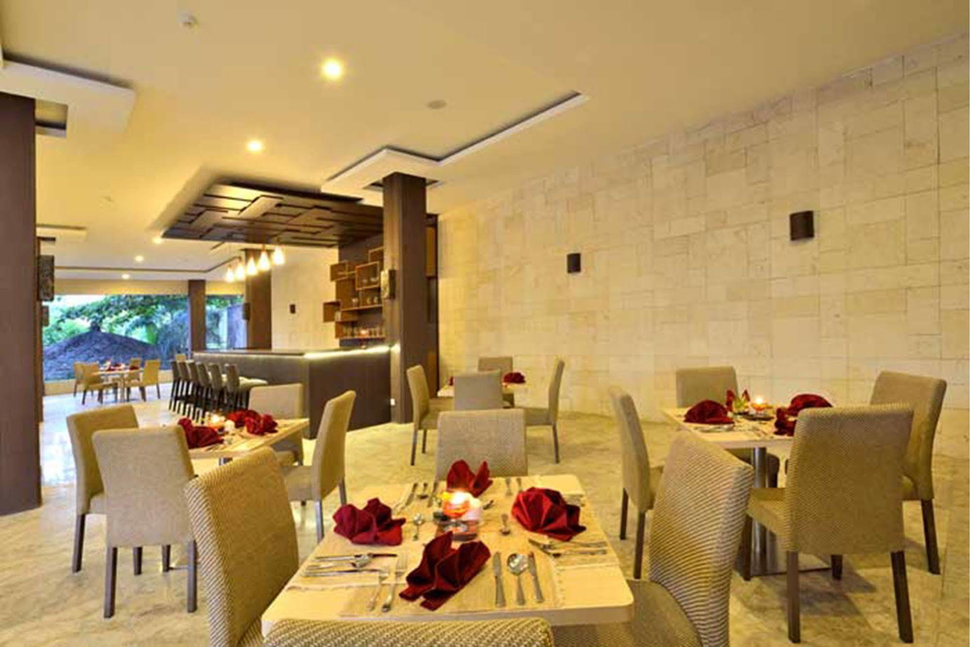 Serela Kuta By Kagum Hotels Exterior photo