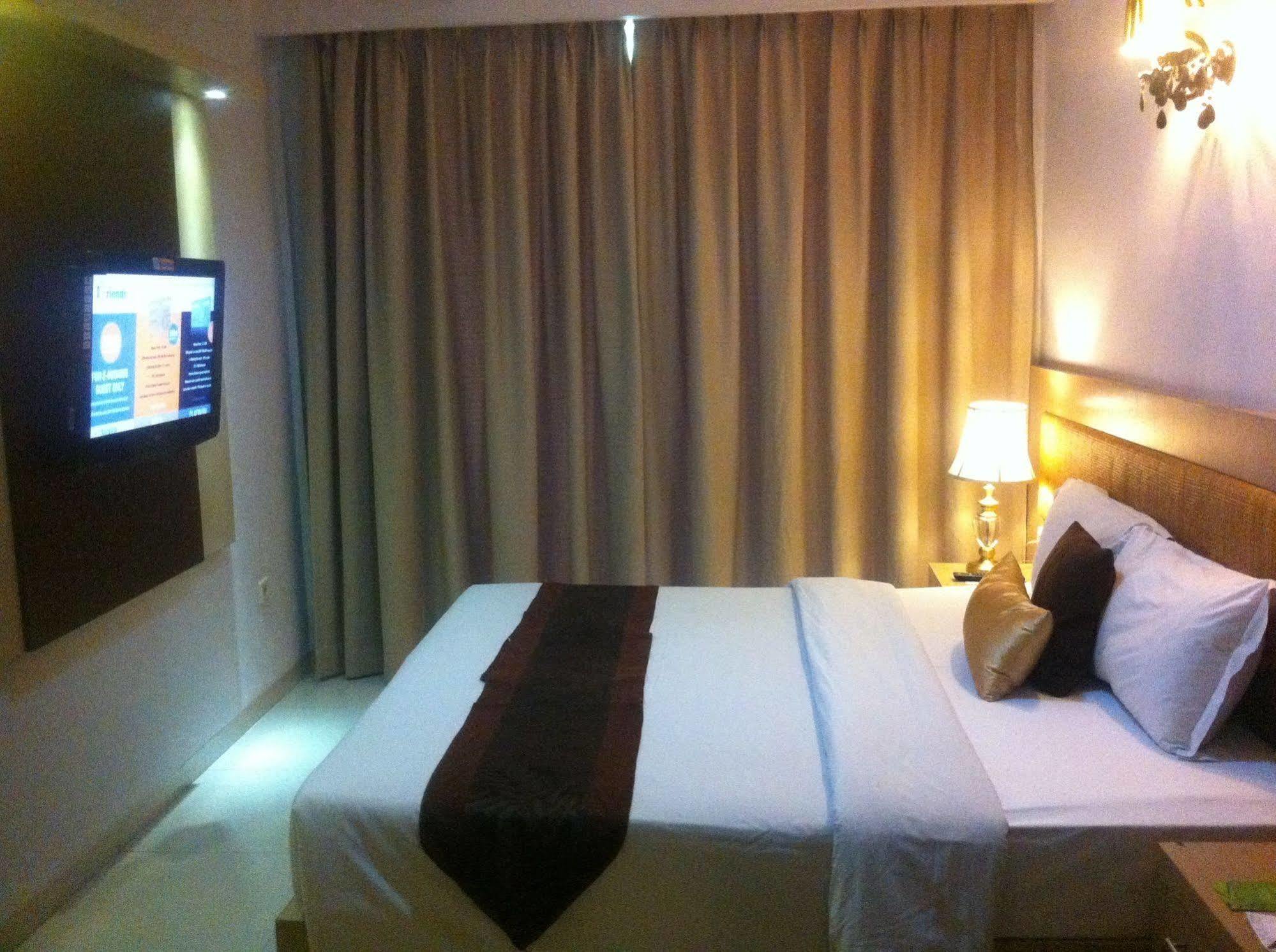 Serela Kuta By Kagum Hotels Exterior photo